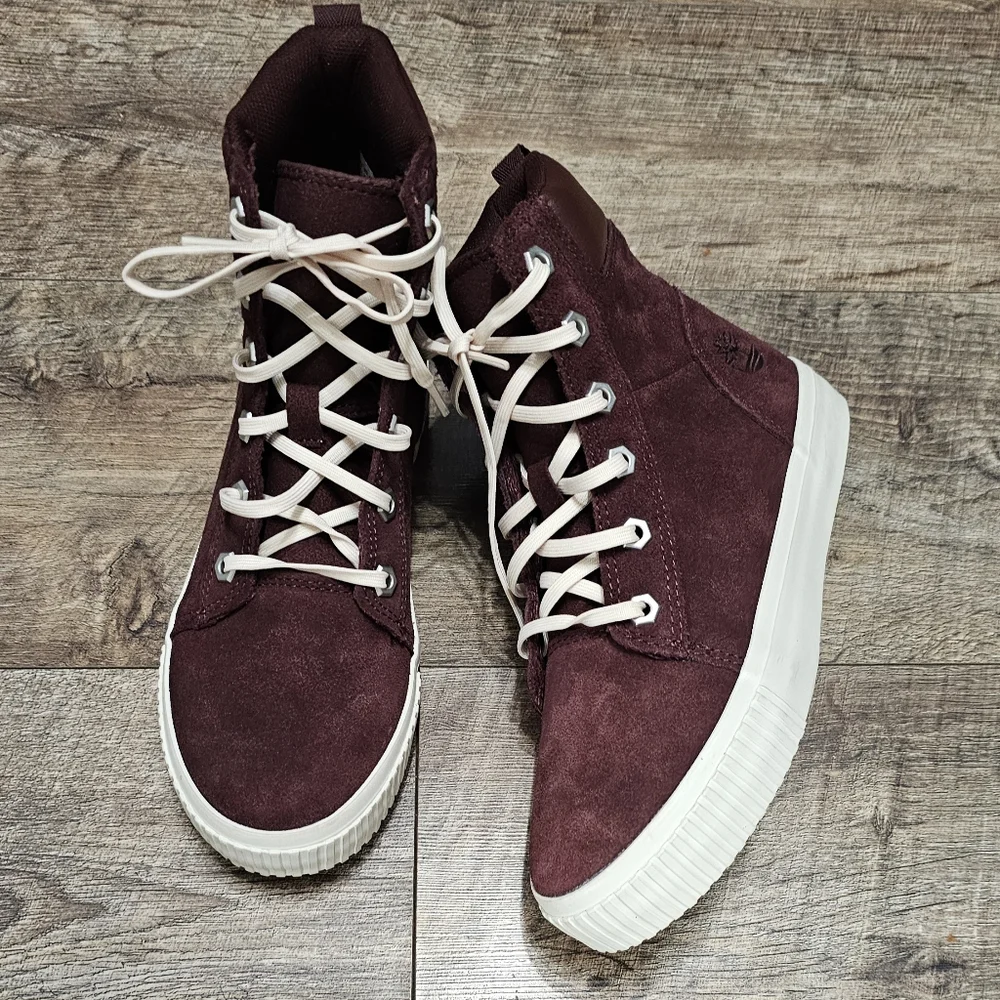 Timberland  High-Top Sneakers women's size 5.5